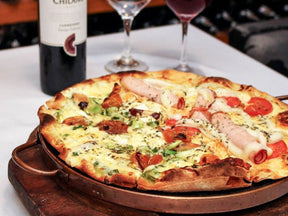 Forma de Pedra Sabão para pizza 32 cm alças de cobre curada